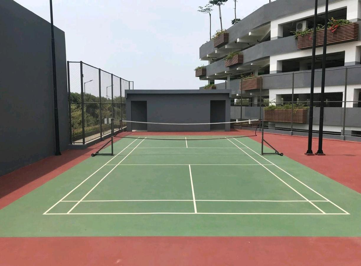 Studio Sea View Apartment At Gold Coast Pik By Mysweethome Jakarta Exterior photo