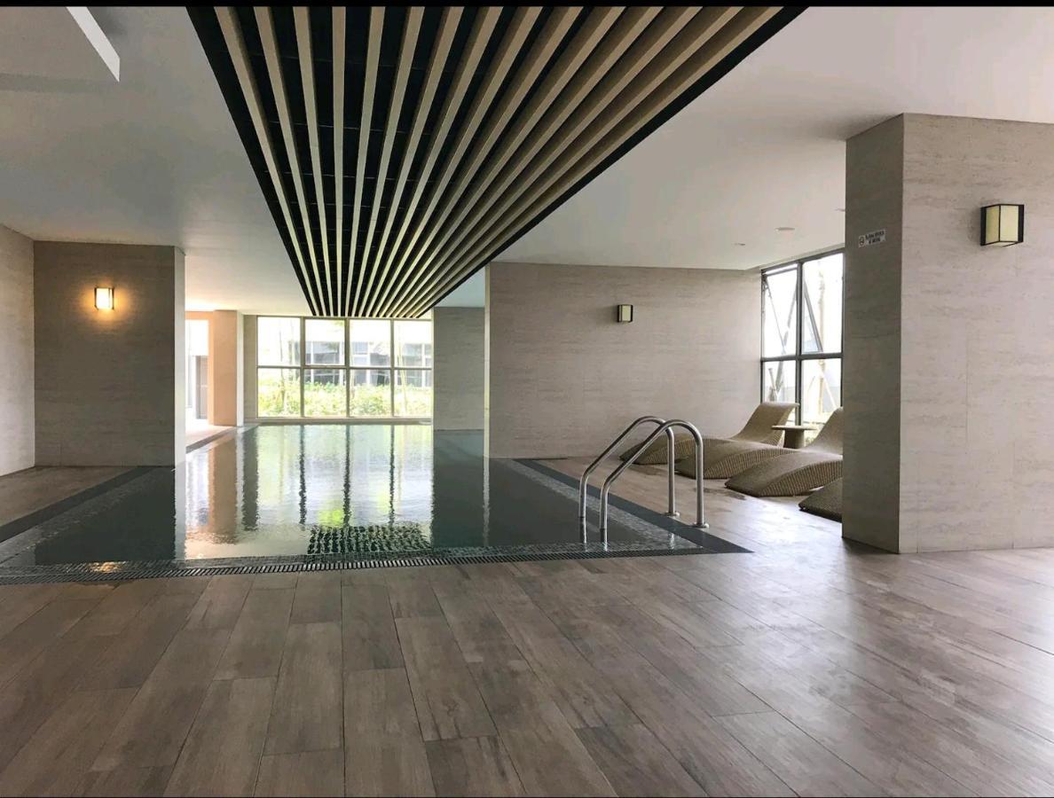 Studio Sea View Apartment At Gold Coast Pik By Mysweethome Jakarta Exterior photo