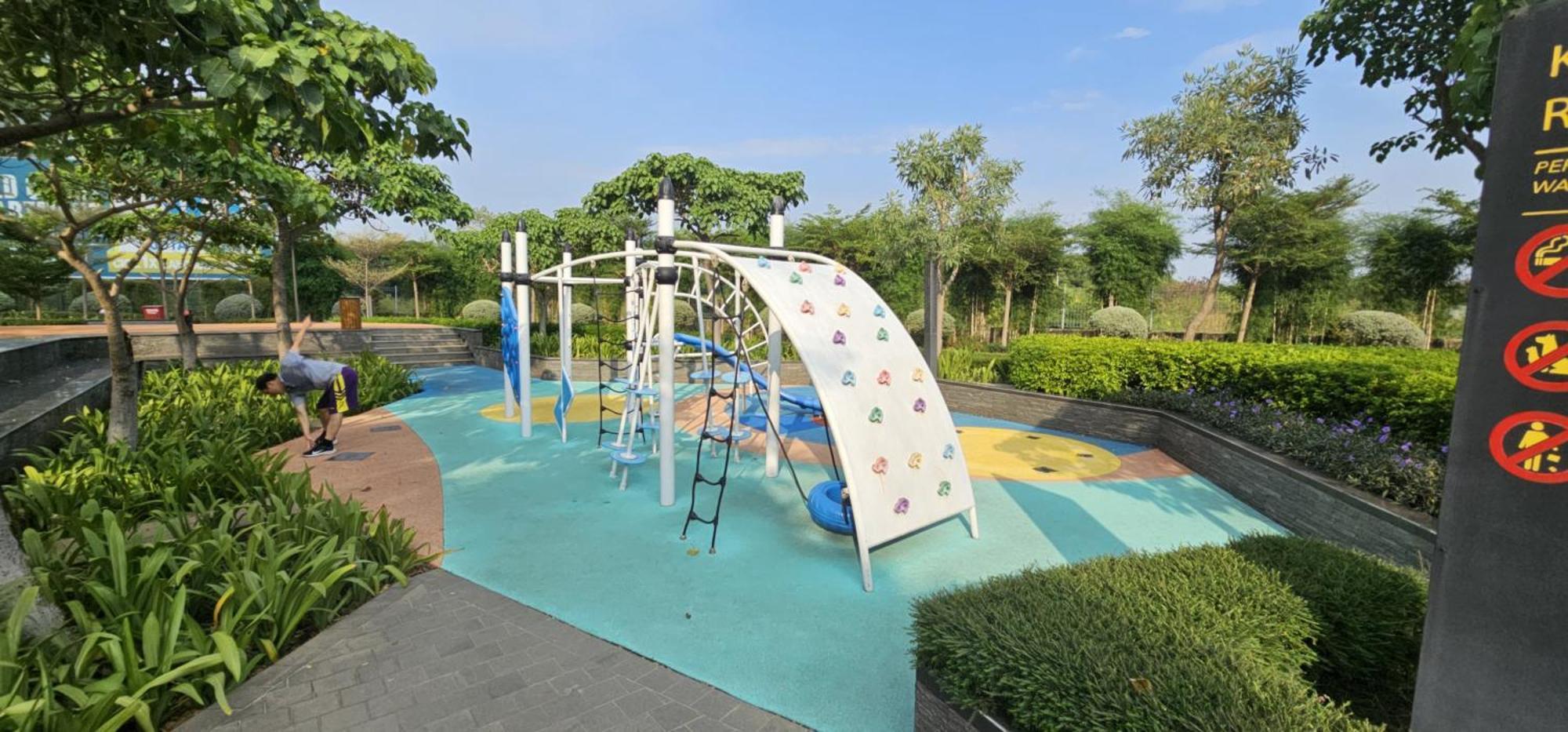 Studio Sea View Apartment At Gold Coast Pik By Mysweethome Jakarta Exterior photo