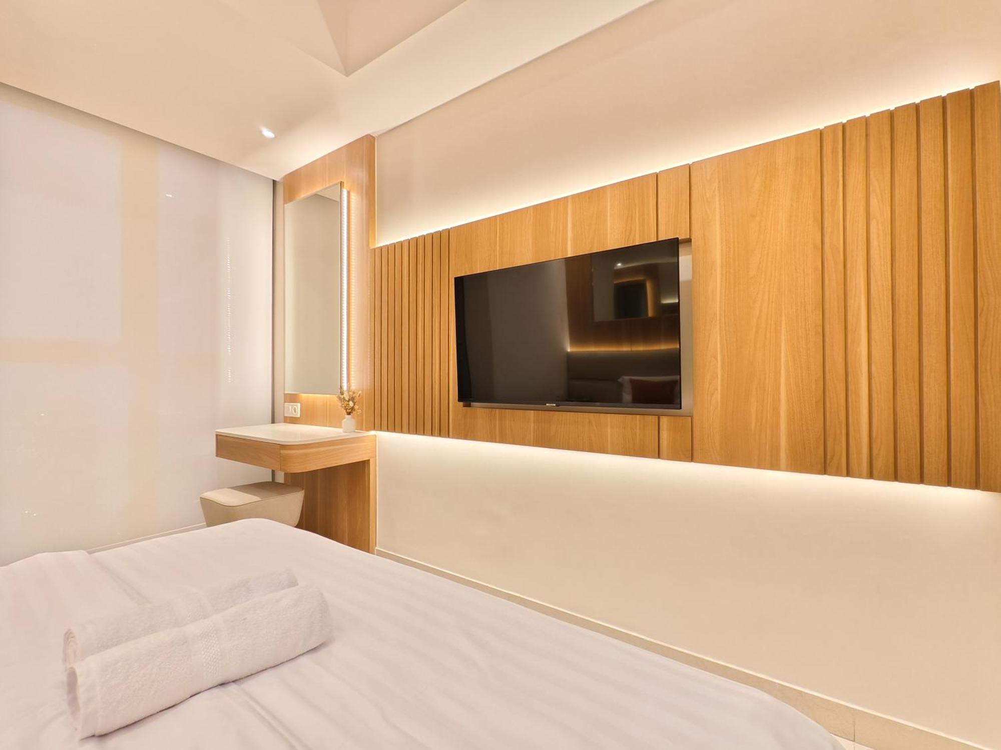 Studio Sea View Apartment At Gold Coast Pik By Mysweethome Jakarta Exterior photo
